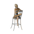 Figura femenina Bronce Escultura Silla Señora Decoración interior Latón Estatua TPE-591